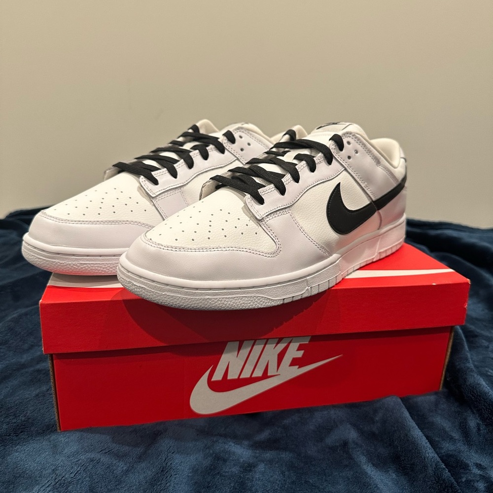 Nike dunk low “reverse panda”